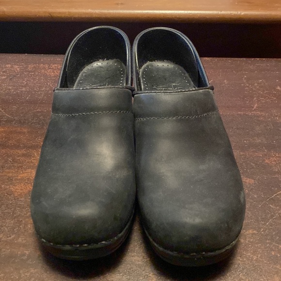 Dansko Black Clogs - size 38 - Picture 4 of 4